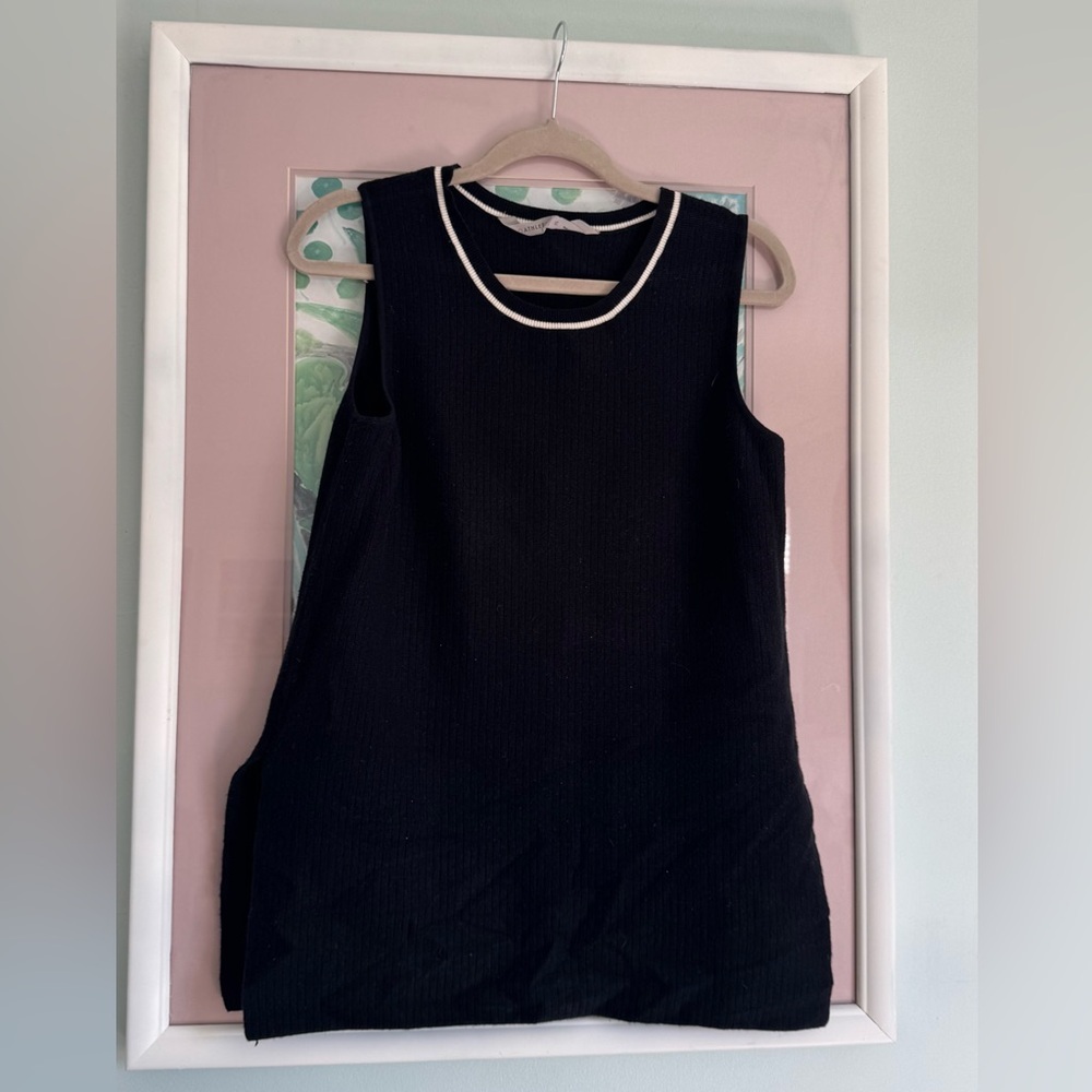 Athleta Black Sleeveless Top with White Trim